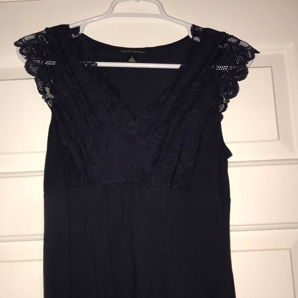 Pretty navy lace tank/tee. Banana Republic size S